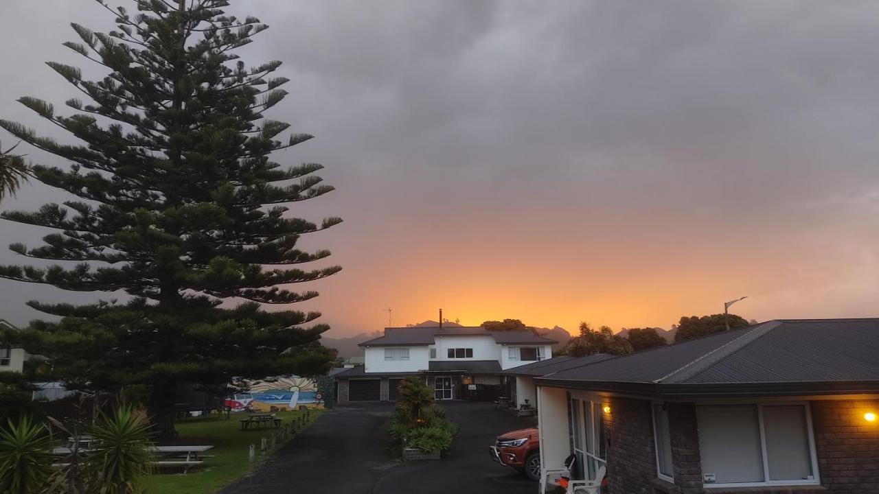 Beaches Motel Waihi Esterno foto
