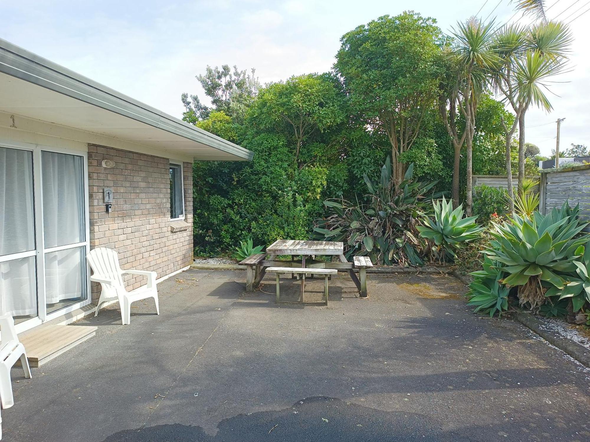 Beaches Motel Waihi Esterno foto